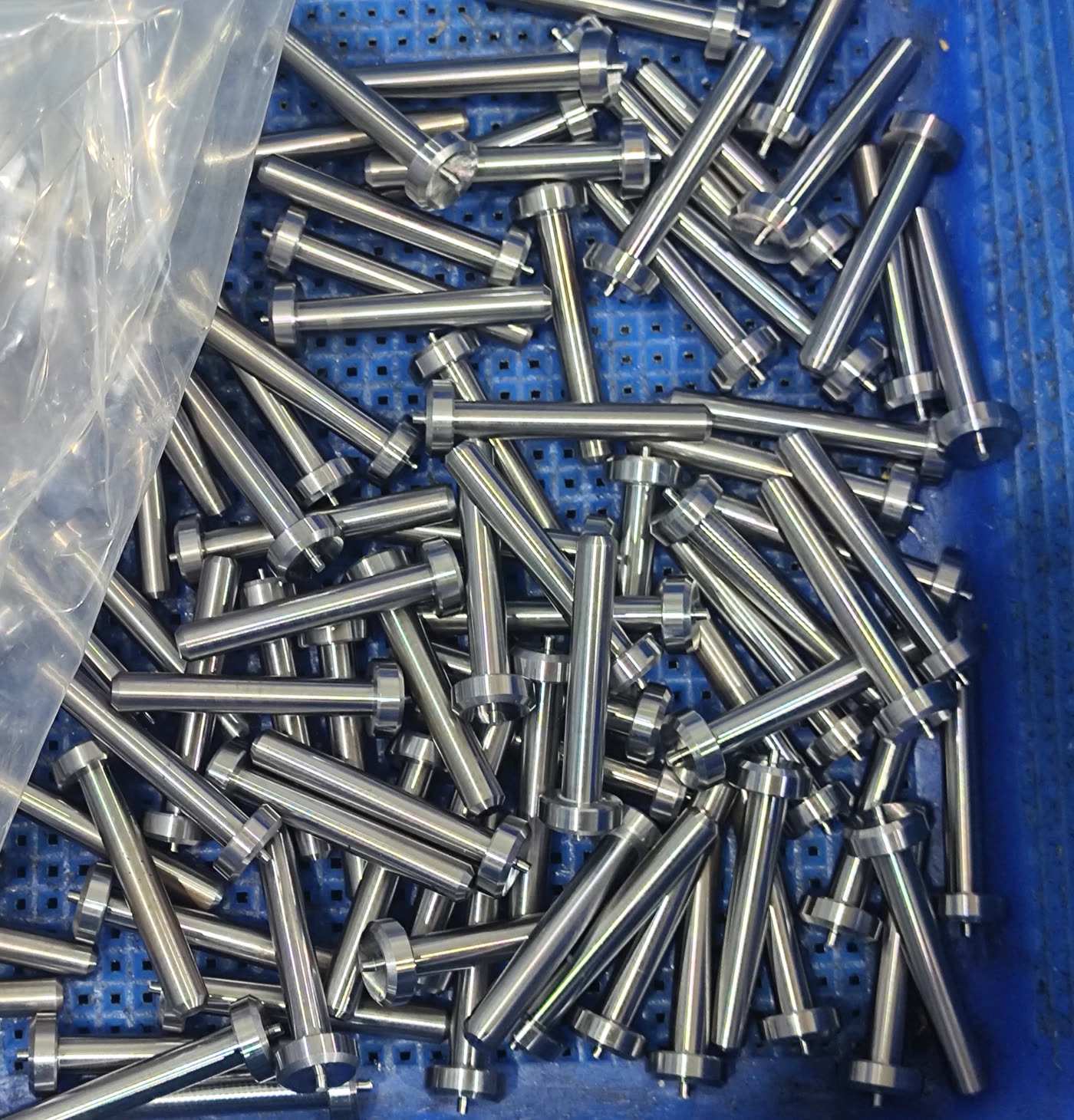 Shoulder pins, batch production